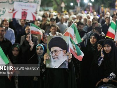 «خیابان با شما، میدان با ما»؛ بازخوانی فلسفه حضور مردم در میادین