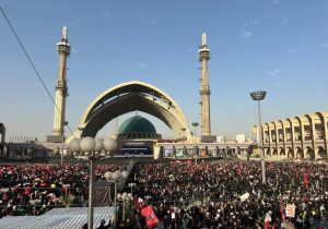 مراسم وداع با آقای شهید ایران به طور رسمی آغاز شد