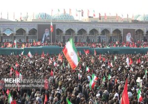کریمه اهل بیت(س)میزبان «آقای شهید ایران»؛ آغاز مراسم تشییع رهبر شهید